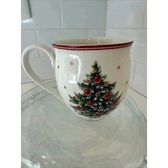 Villeroy & Boch Toys Delight Christmas Tree Porcelain Mug 4 Inch - Picture 5 of 10